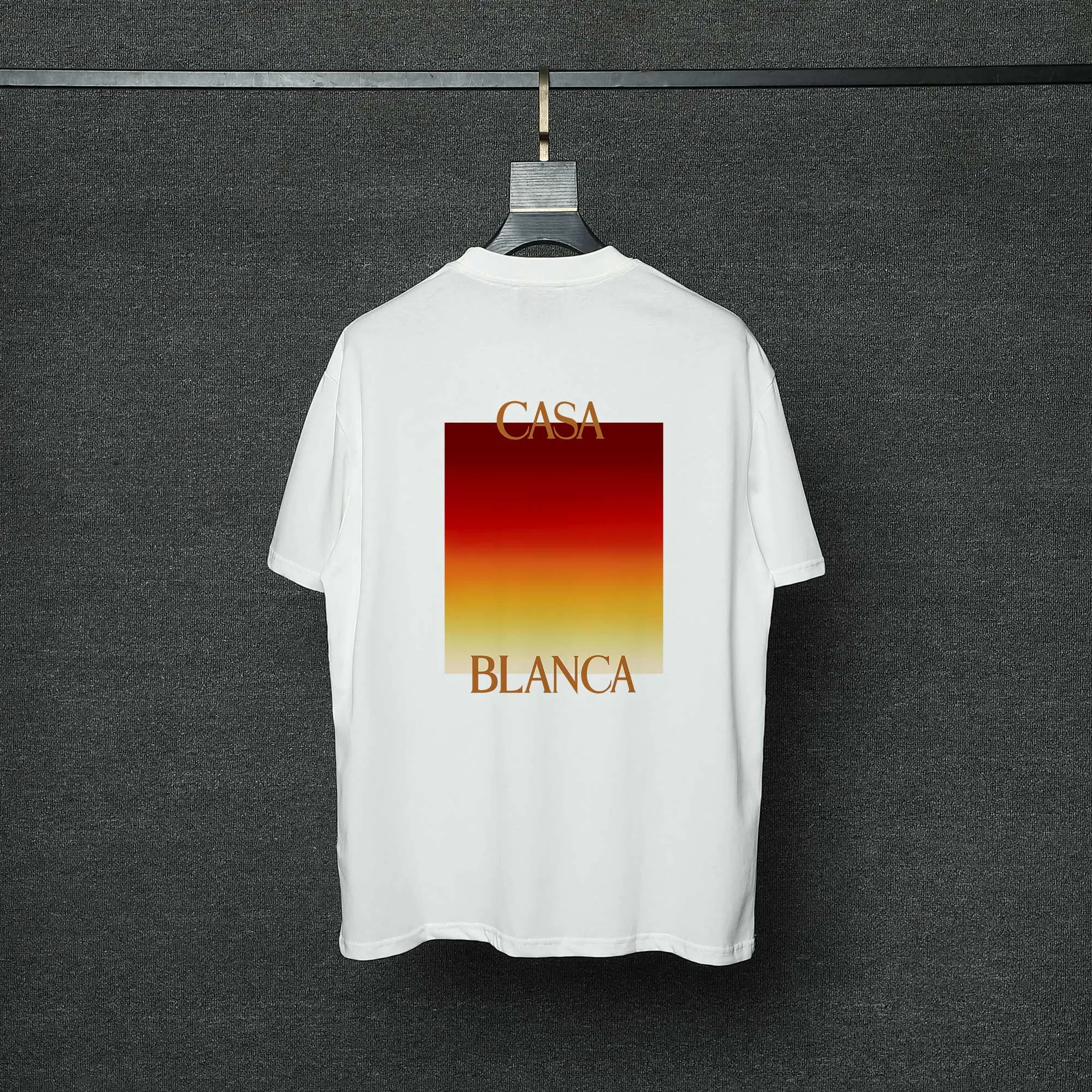 26ss CASABLANCA original printing process short-sleeved T-shirt original development using high-density double yarn pure cotton fabric upper body soft and comfortable color Black White Dark Green color Orange Pink Blue Royal Blue color cigarette powder 8 colors Sizes S M L XL